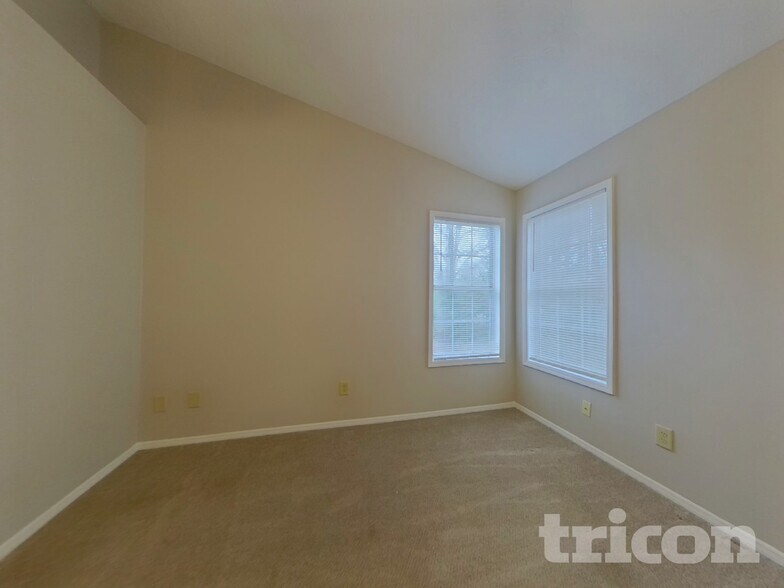 Building Photo - 1234 Shelton Way