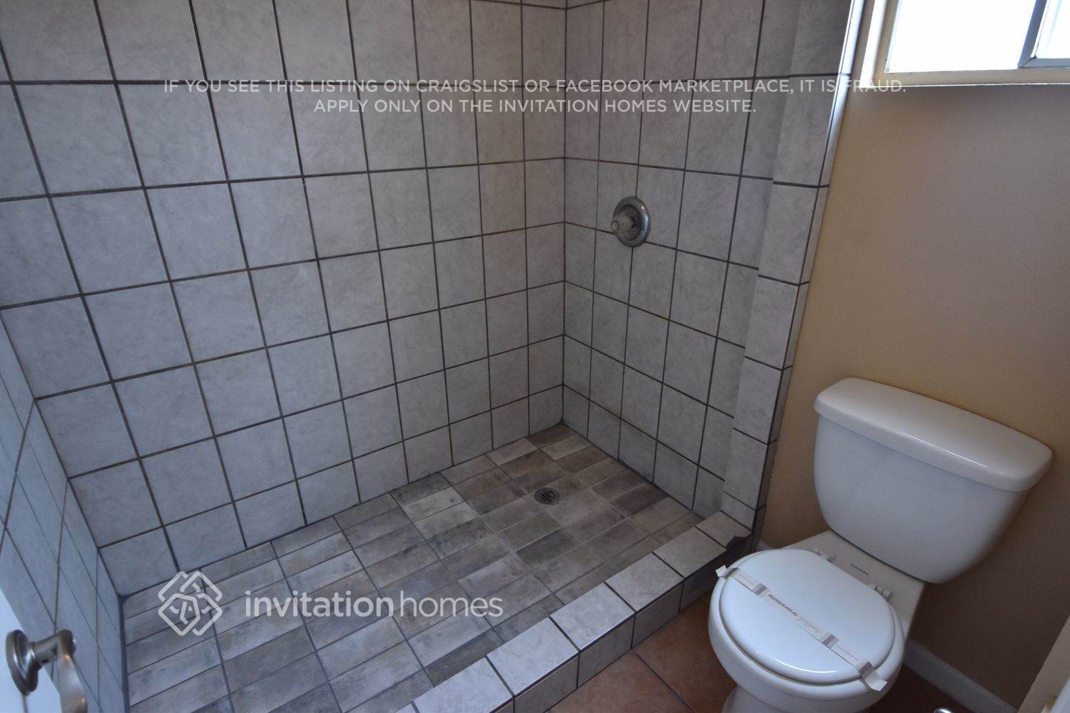 Building Photo - 9602 N 35th Dr