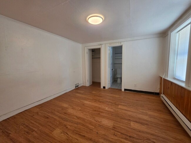 Building Photo - 1038 14th St