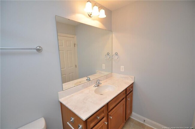 Building Photo - 1048 Dexter Ridge Dr