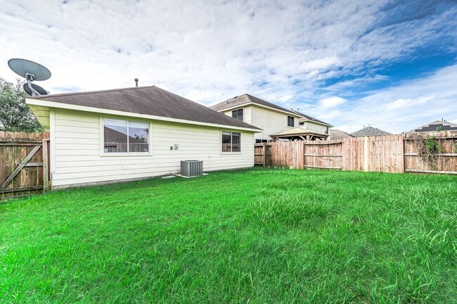 Building Photo - 2831 Maybrook Hollow Ln