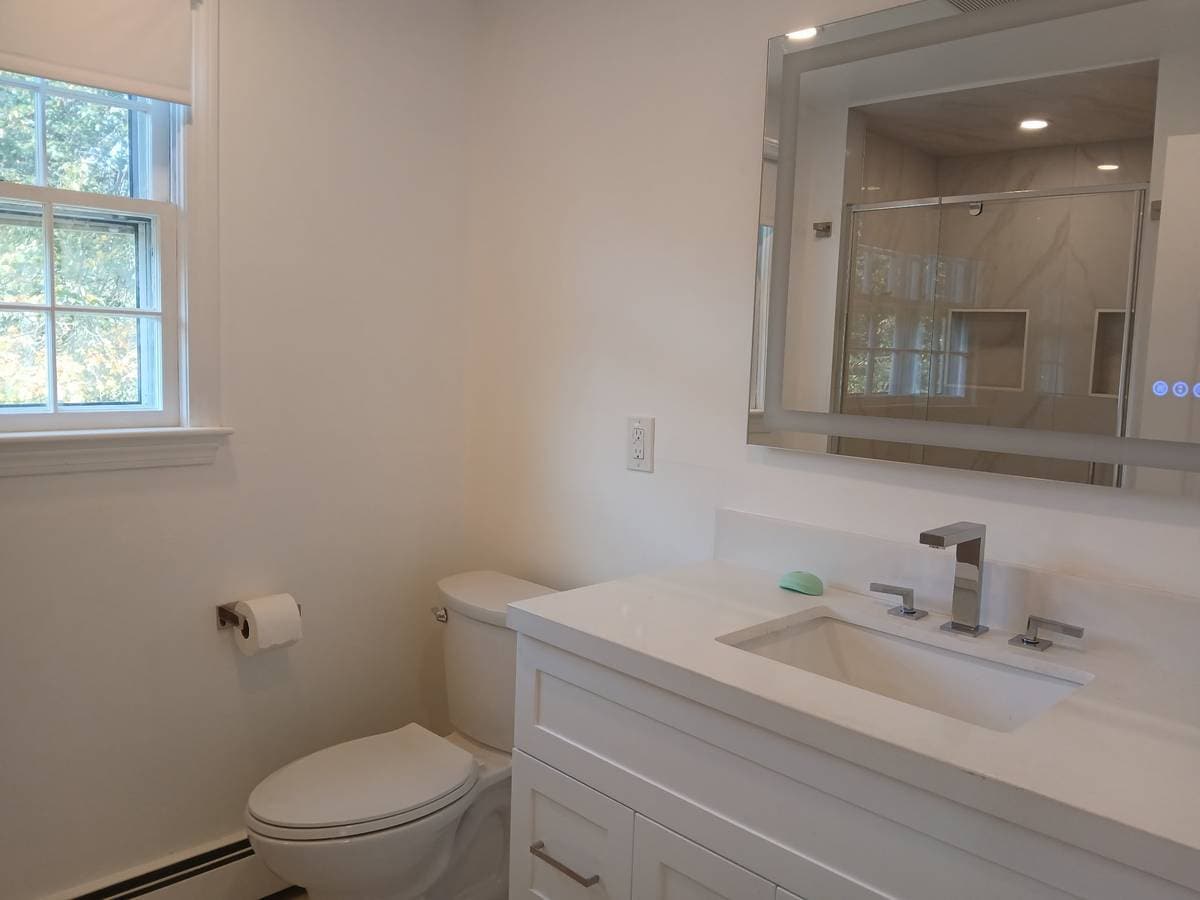 Building Photo - 23 Allen St