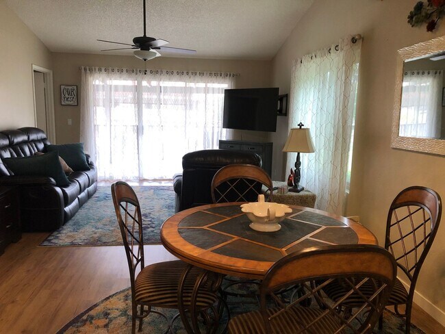 Building Photo - Welcome to this stunning 1-bedroom, 1.5-bathroom home located in Leisure World a 45+ Active Adult...