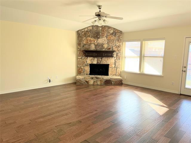 Building Photo - 1616 Bluebird Dr