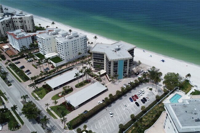Building Photo - 3399 Gulf Shore Blvd N
