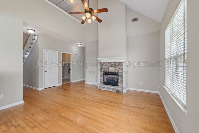 Building Photo - 1034 Stockton St