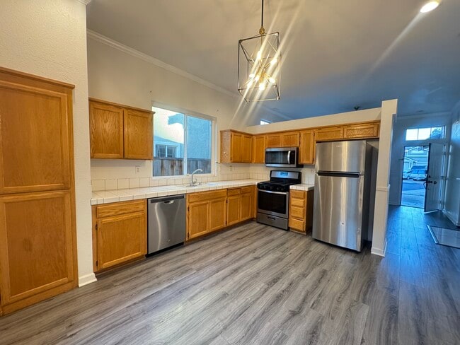 Building Photo - 5318 Pembroke Ct