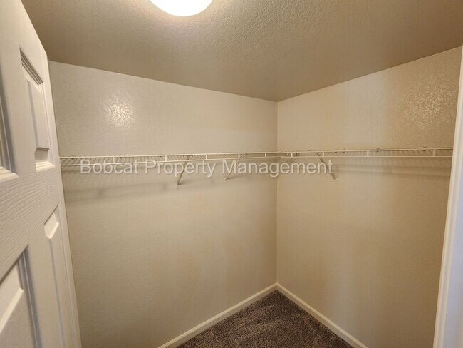 Building Photo - 1331 Chichester Dr