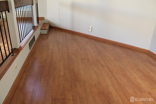 Building Photo - 224 Westgate Dr