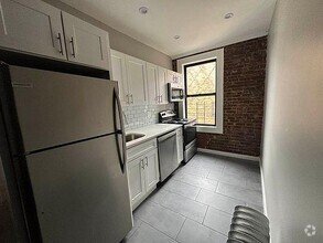 Building Photo - 2 bedroom in Bronx NY 10465