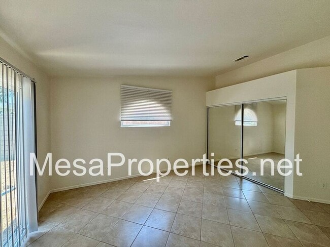 Building Photo - 1412 Pace Ct