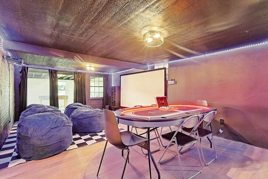 Building Photo - 260 McGraw Ln