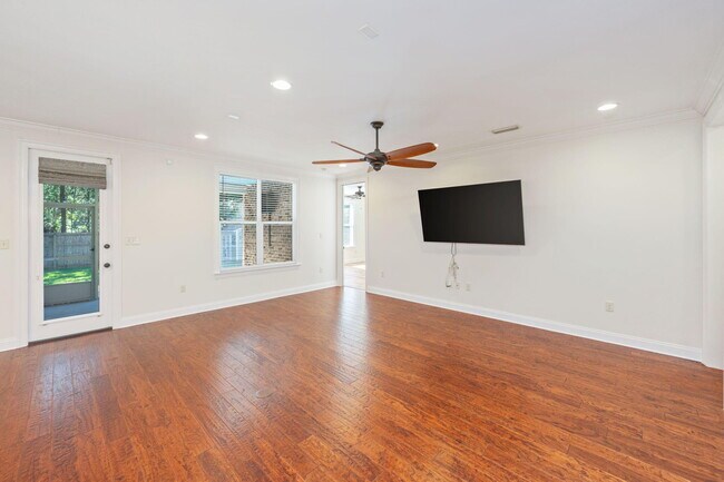 Building Photo - 106 Black Bear Circle