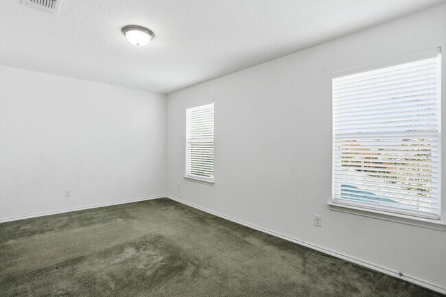 Building Photo - Spacious 4-Bedroom Home with Flexible Floor Plan in Growing West San Antonio