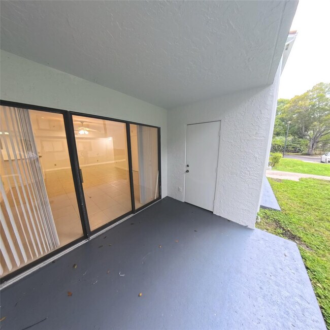 Building Photo - 9166 W Atlantic Blvd