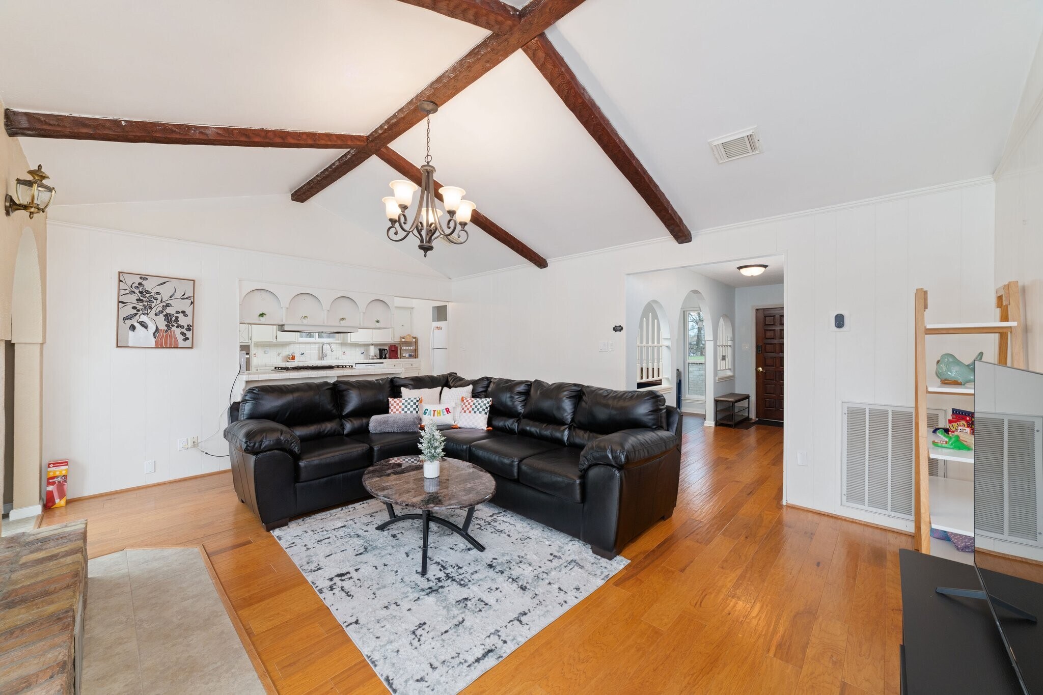 Building Photo - 17403 Mossforest Dr