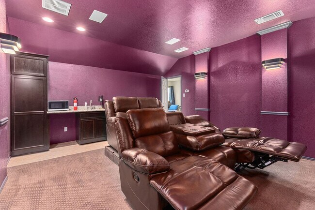 Building Photo - 4905 Ledgestone Trail