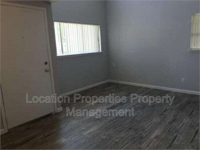 Building Photo - 826 Kentucky St