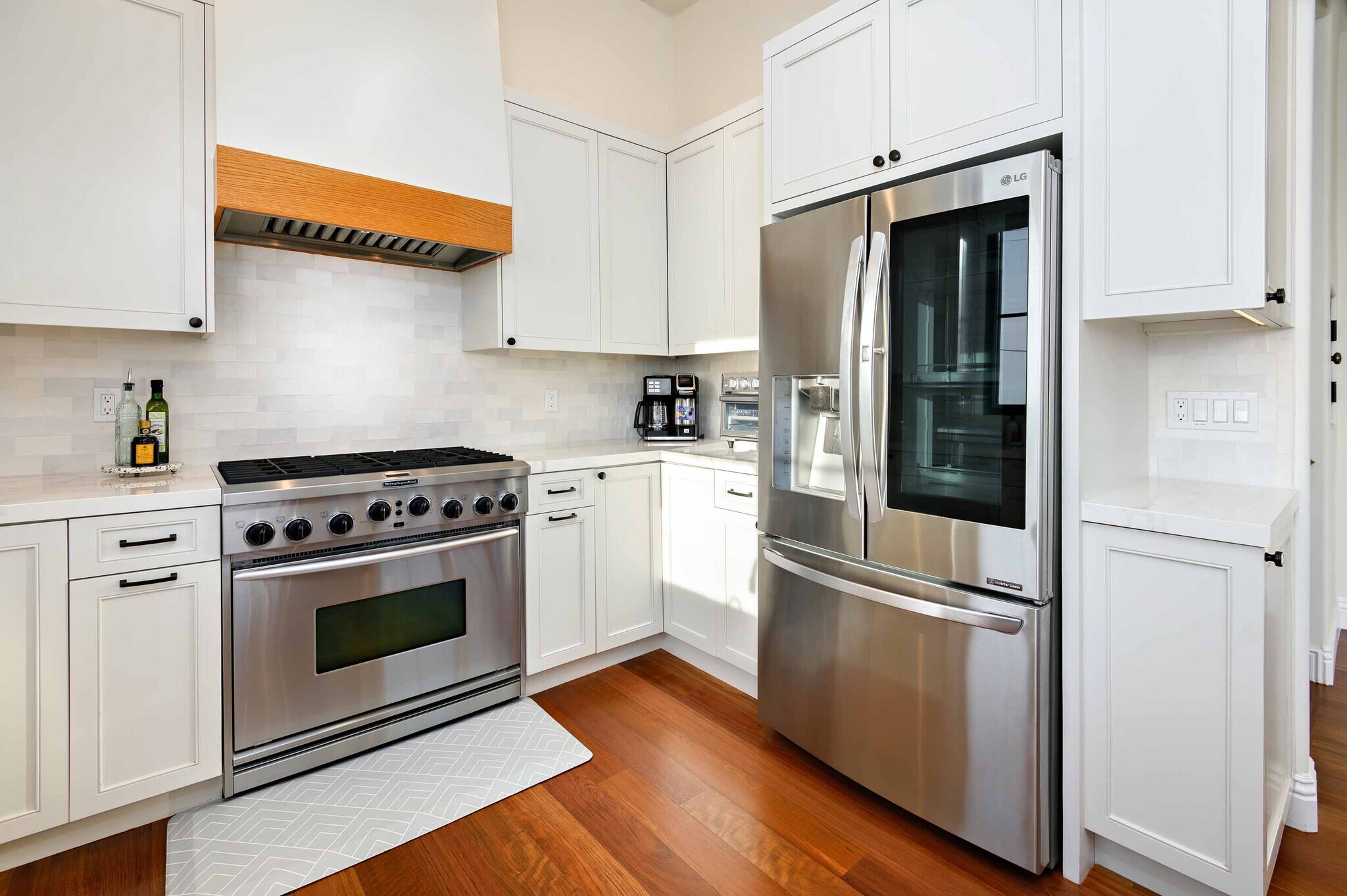 Building Photo - 319 33rd St