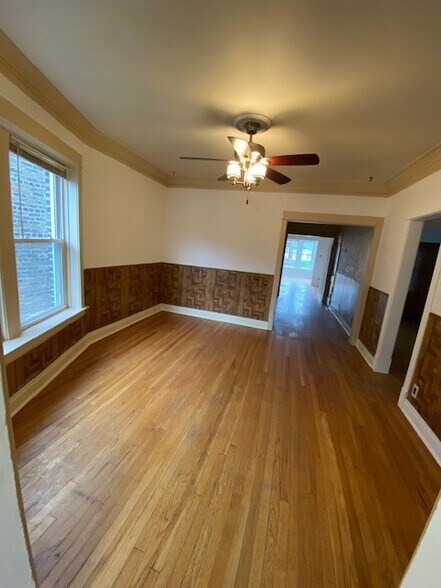 Dining Room - 2057 w birchwood ave