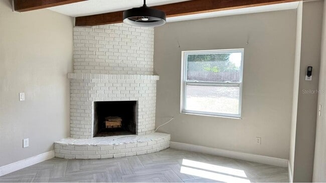 Building Photo - 1760 Tee Dee Ln