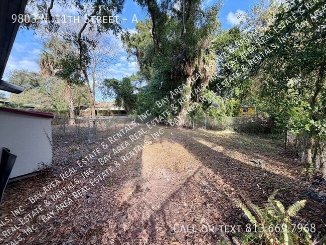 Building Photo - 9803 N 11th St