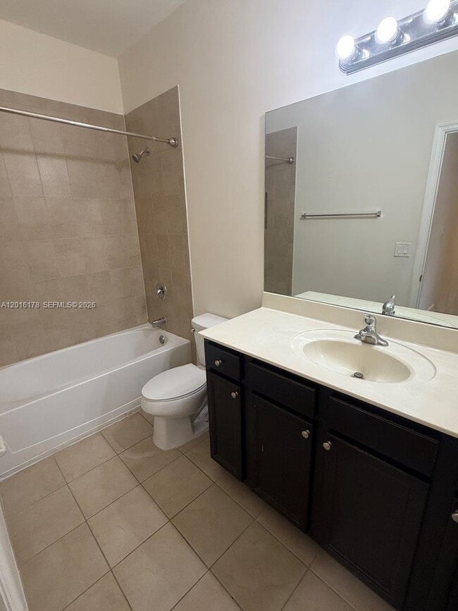 Building Photo - 11540 SW 151 Ave