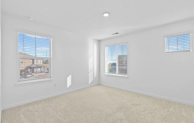 Building Photo - Berthoud Home