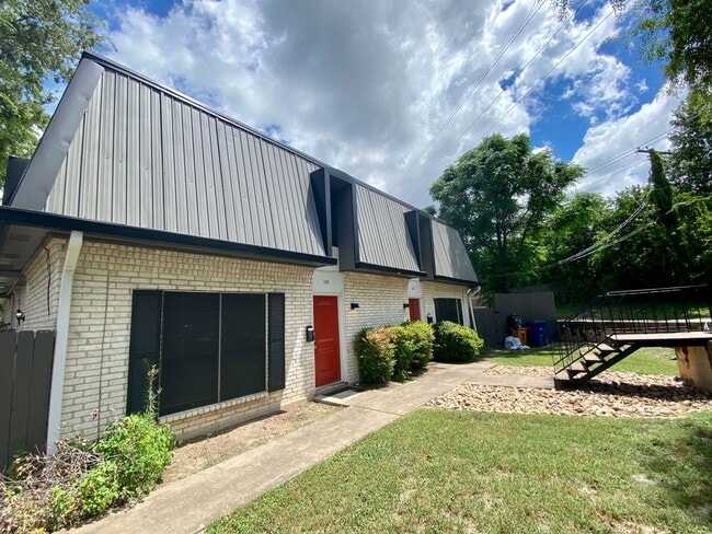 Building Photo - 1703 Coronado Hills Dr