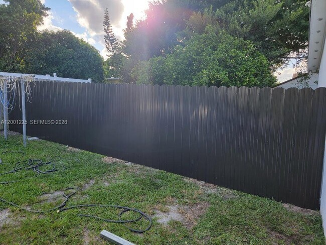 Building Photo - 2410 NW 11th St