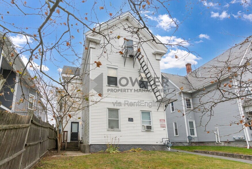 Building Photo - 109 Green St