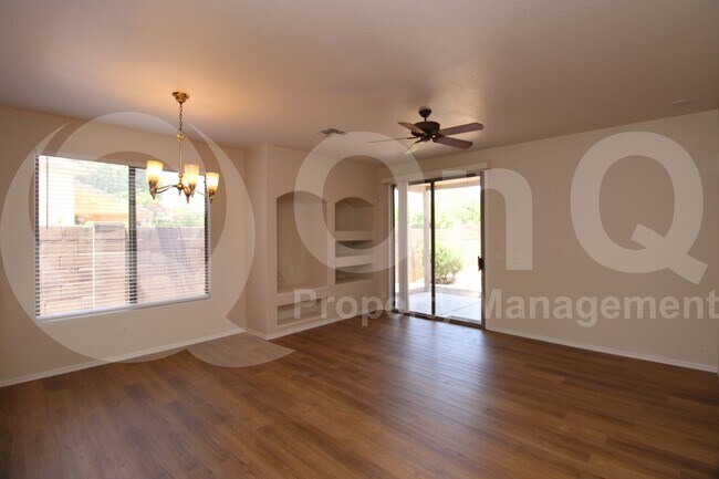 Building Photo - 4005 N 126th Ave