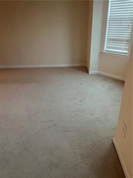 Building Photo - 9423 Flowering Trail