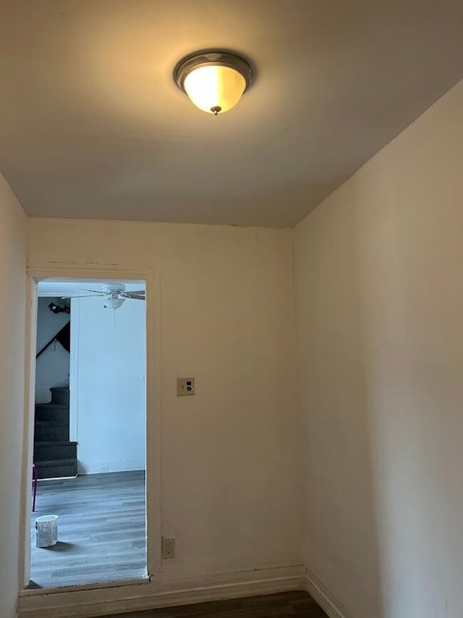 Building Photo - Newly updated 3 bedroom home