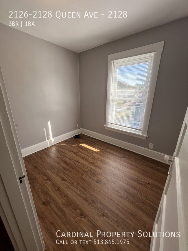 Building Photo - Inviting 3-Bedroom Townhouse with Flex Roo...