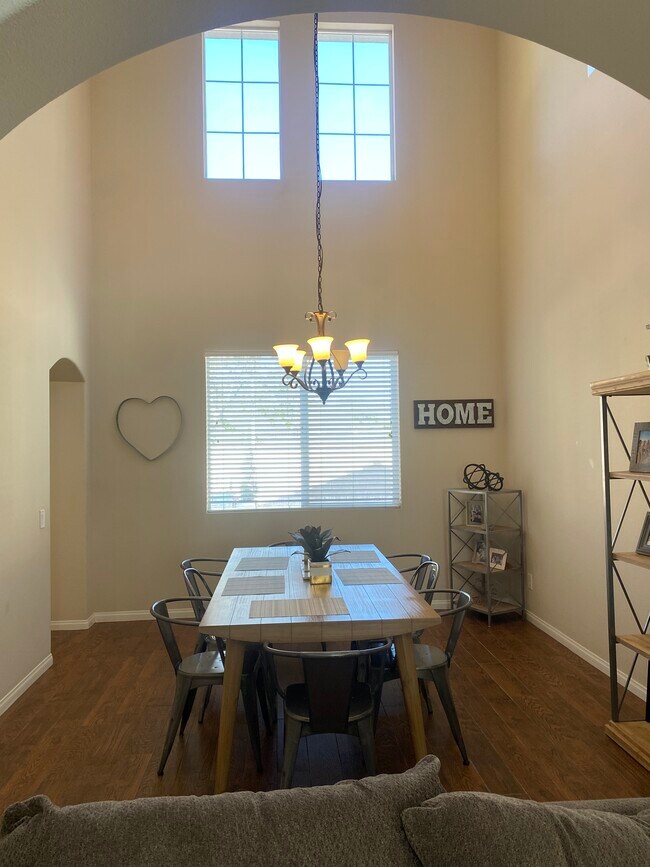 Building Photo - 32434 Campo Dr