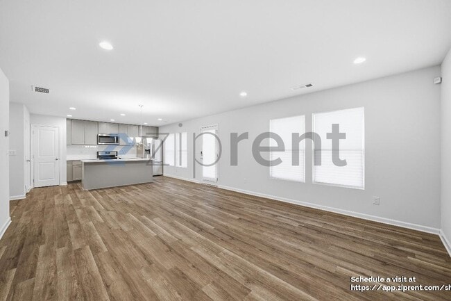 Building Photo - 1127 2nd St NW