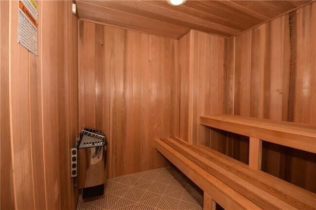 Building Photo - 1200 Hibiscus Ave