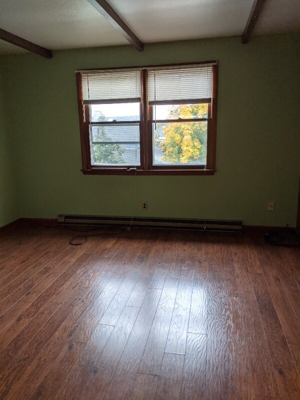 Building Photo - 76 Liberty St