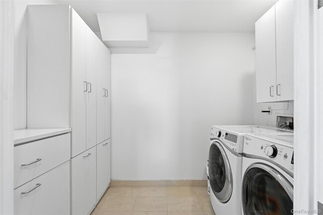 Building Photo - 3220 Arlington Ave