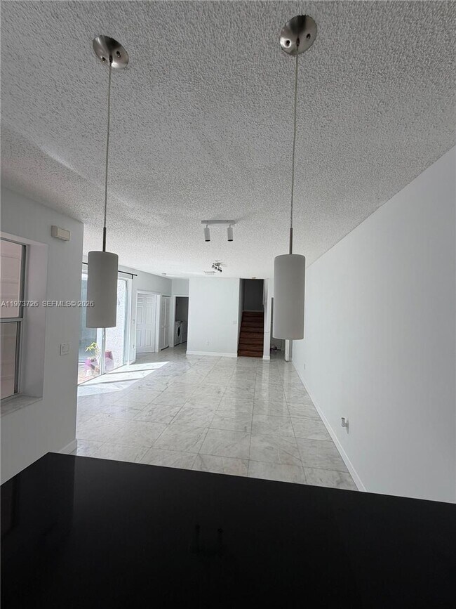 Building Photo - 1534 Weeping Willow Way