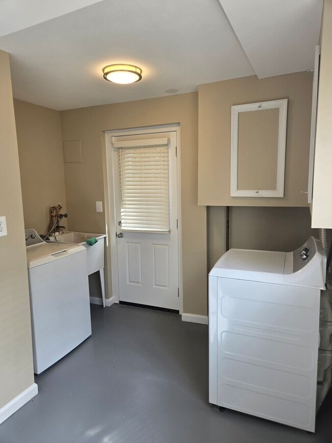 Building Photo - Beautiful Home in Suitland MD