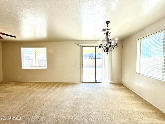 Building Photo - 15029 W Riviera Dr