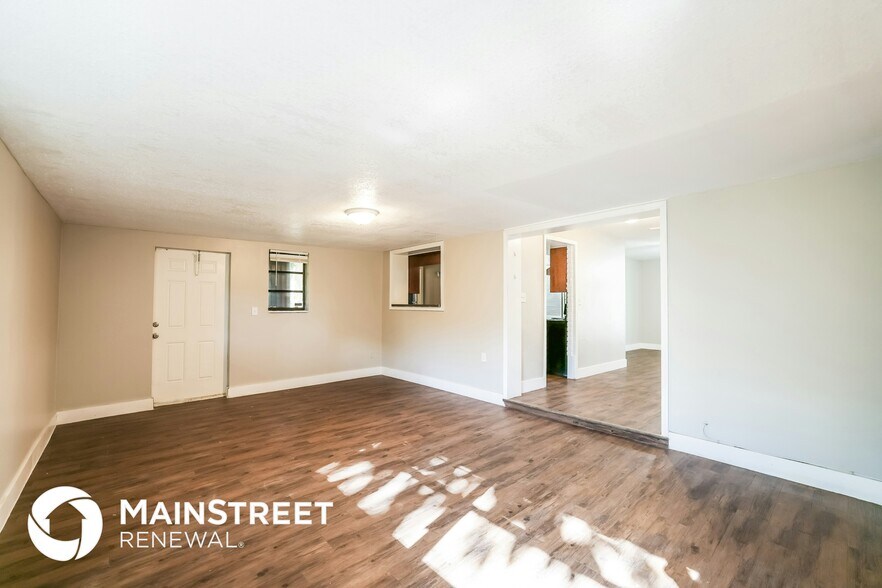 Building Photo - 5801 Royal Palm Blvd