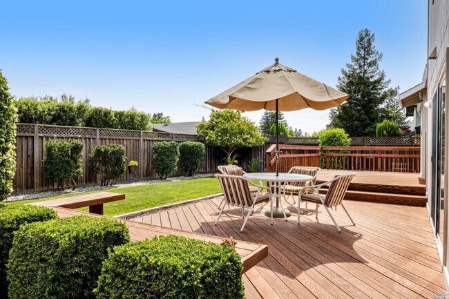 Building Photo - 1521 Genesis Ct