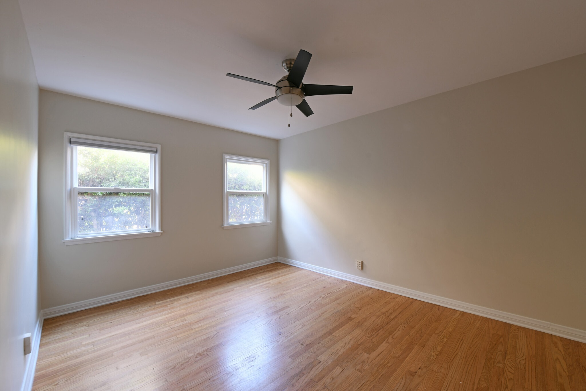 Building Photo - 11061 Ohio Ave