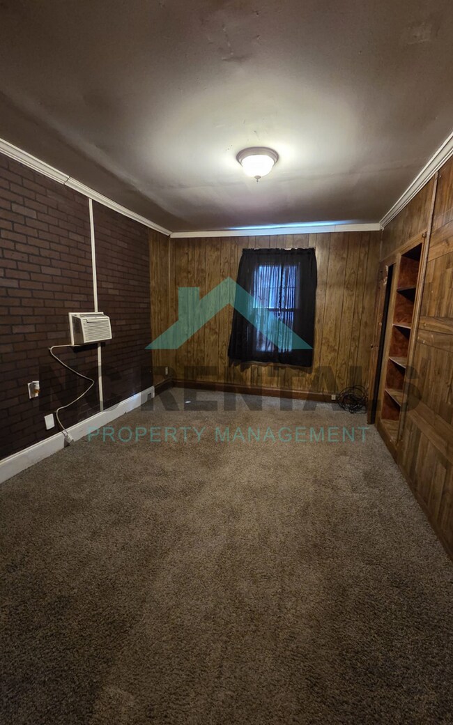 Building Photo - 3716 Dawson Ave