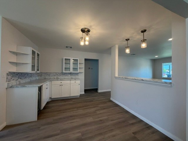 Building Photo - 828 Hemlock Ave