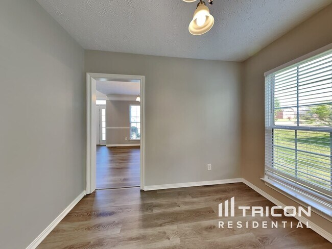 Building Photo - 147 Huntington Pl