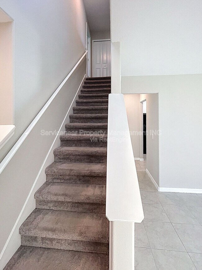 Building Photo - 7029 Samuel Ivy Dr